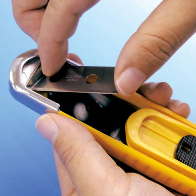 OLFA SK-8 Yüksek Emniyetli İş Güvenlik Maket Bıçağı